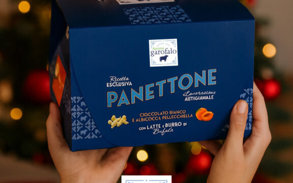 NATALE 2025: PRESENTIAMO IL NOSTRO PRIMO PANETTONE DOLCE AL LATTE DI BUFALA